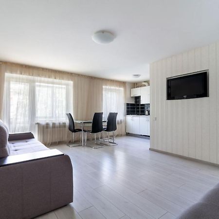 City Center 2-Bedroom Apartment Dnjepropetovsk Buitenkant foto
